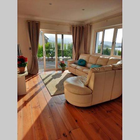 Green Garden Meets Blue Sea For 2 People Dingle Exterior foto